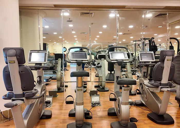 Hotel Ramada By Wyndham Doha Old Town